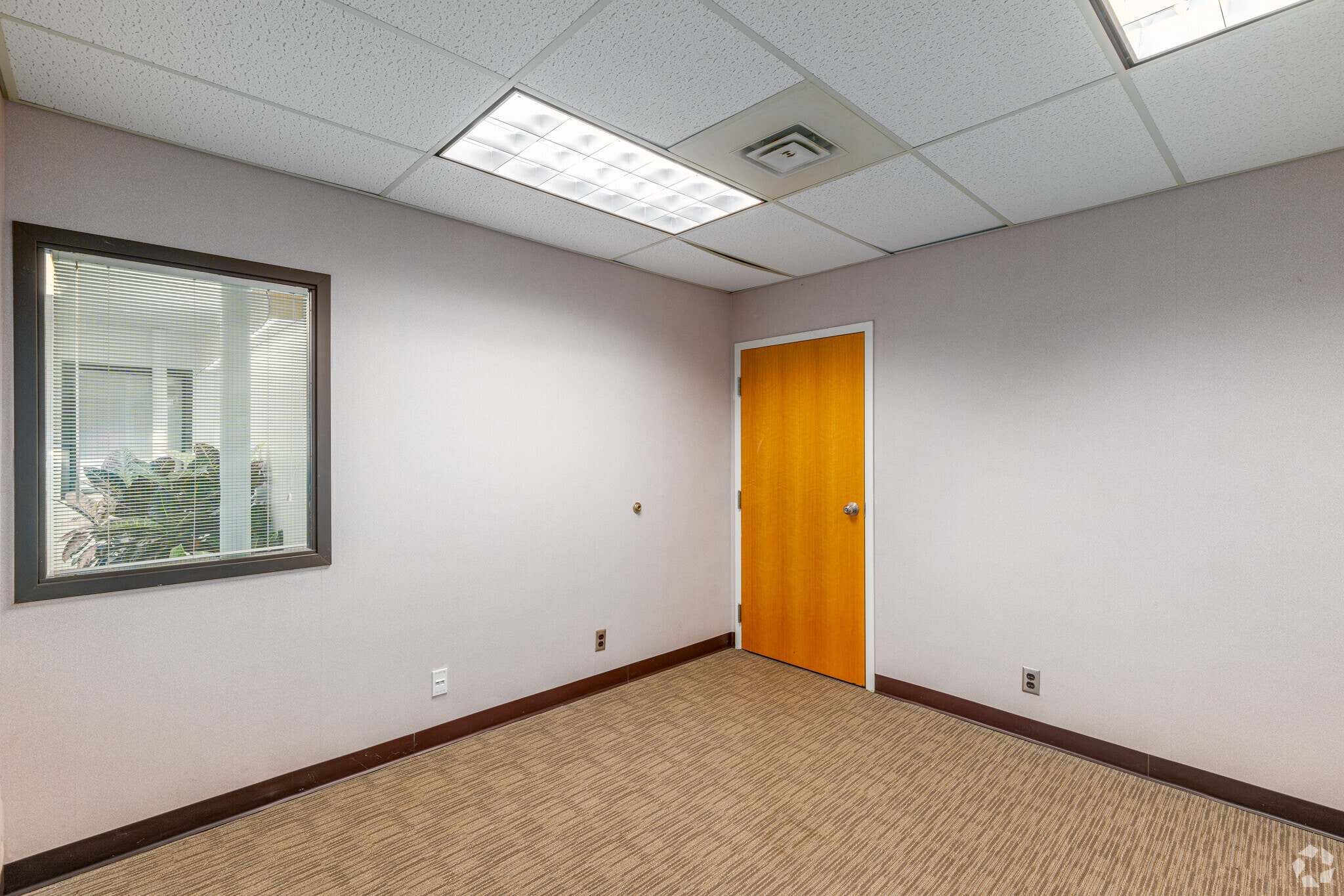 501 Silverside Rd, Wilmington, DE to rent Interior Photo- Image 1 of 1