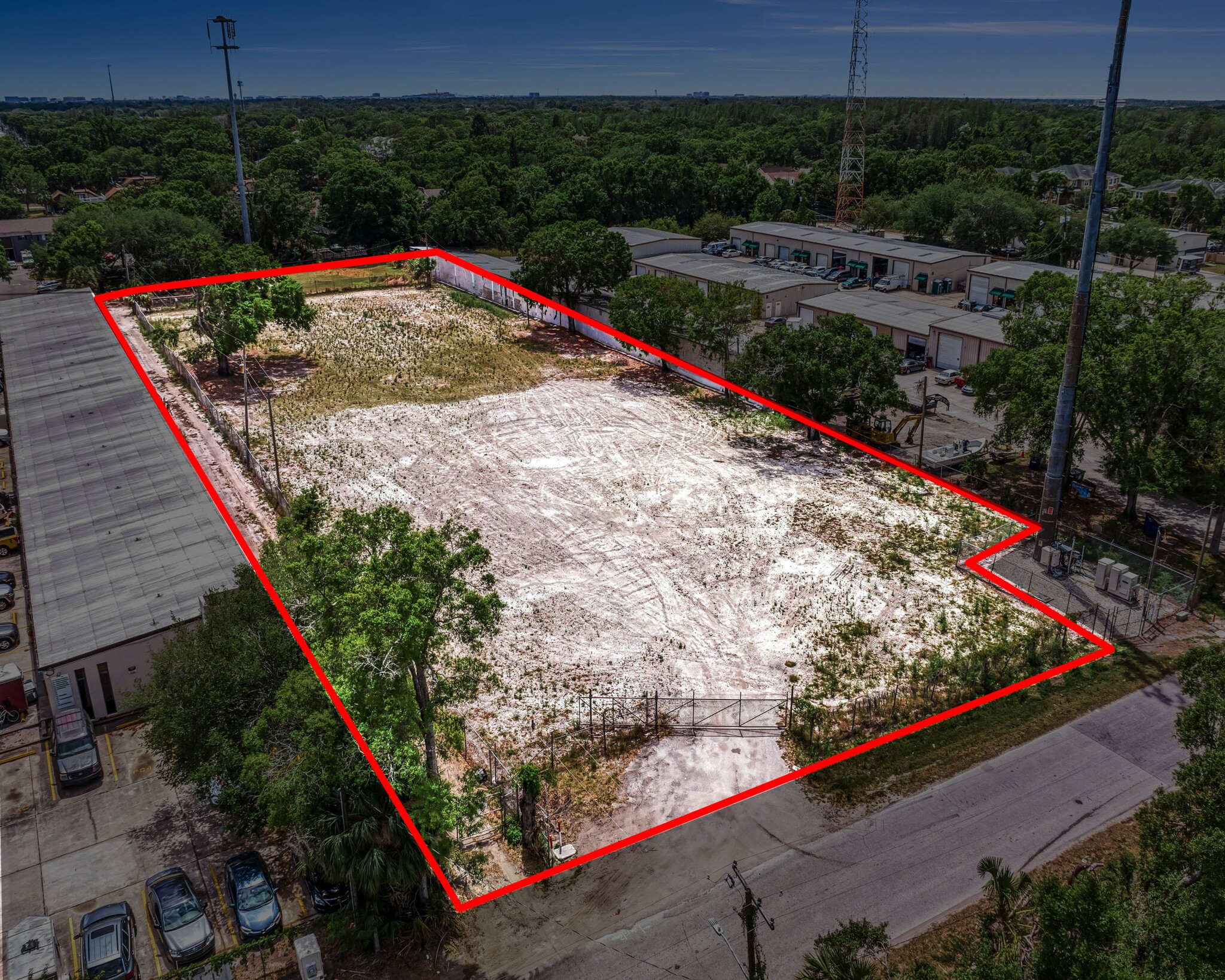 9400 Lazy Ln, Tampa, FL for sale Building Photo- Image 1 of 1