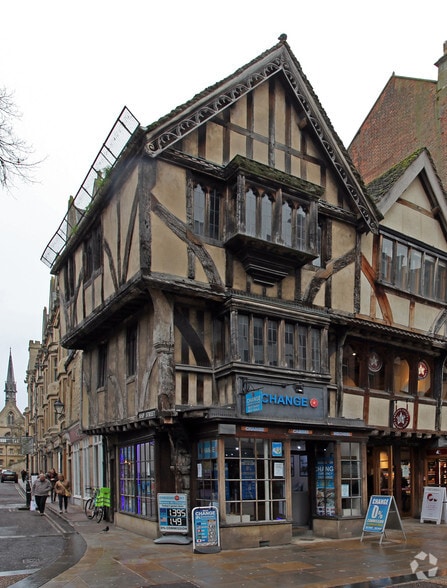 28 Cornmarket St, Oxford for sale - Primary Photo - Image 1 of 1