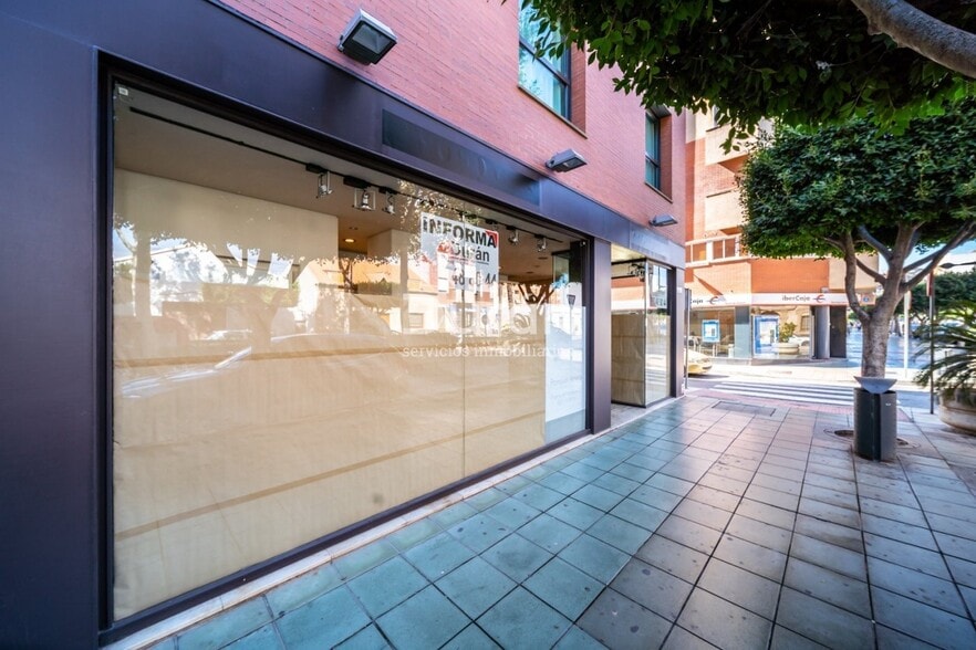 Retail in El Ejido, Almería for sale - Building Photo - Image 3 of 38