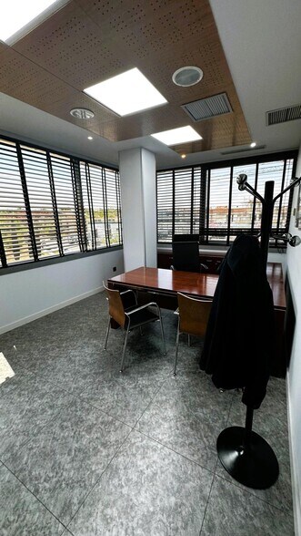 Office in San Sebastián de los Reyes, Madrid for sale - Building Photo - Image 1 of 9