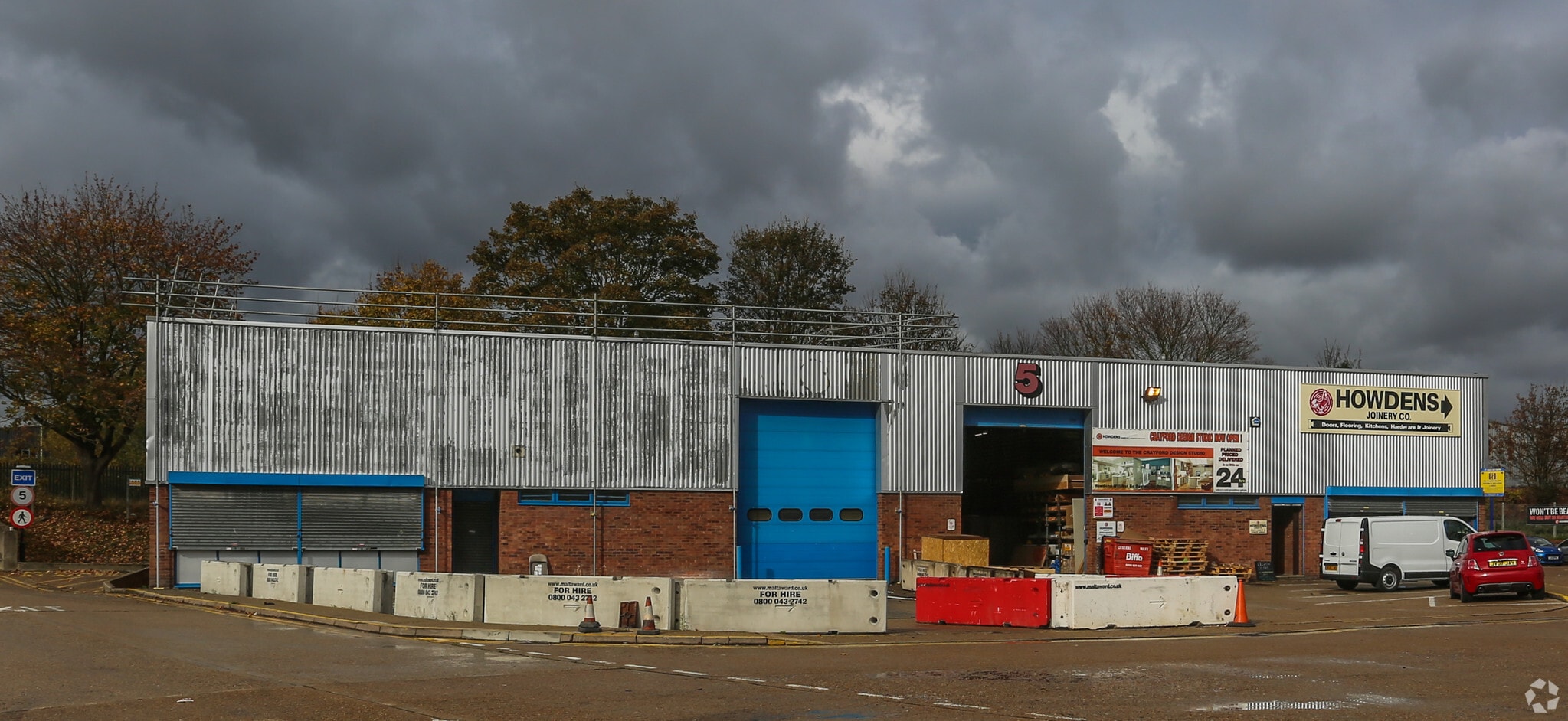 Thames Rd, Crayford for sale Primary Photo- Image 1 of 1