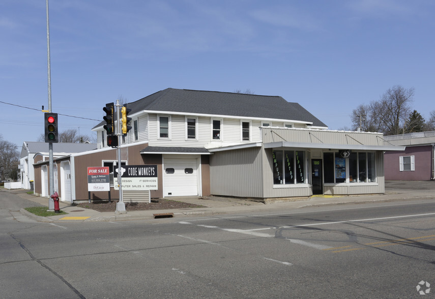 1080 10th Ave, Baldwin, WI for sale - Primary Photo - Image 1 of 1