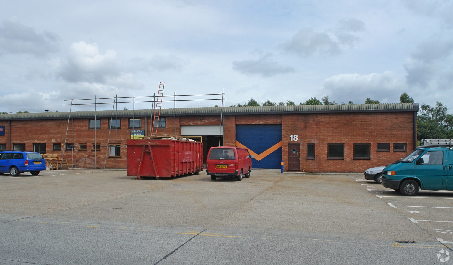 Leatherhead Rd, Chessington KT9 2NY UK