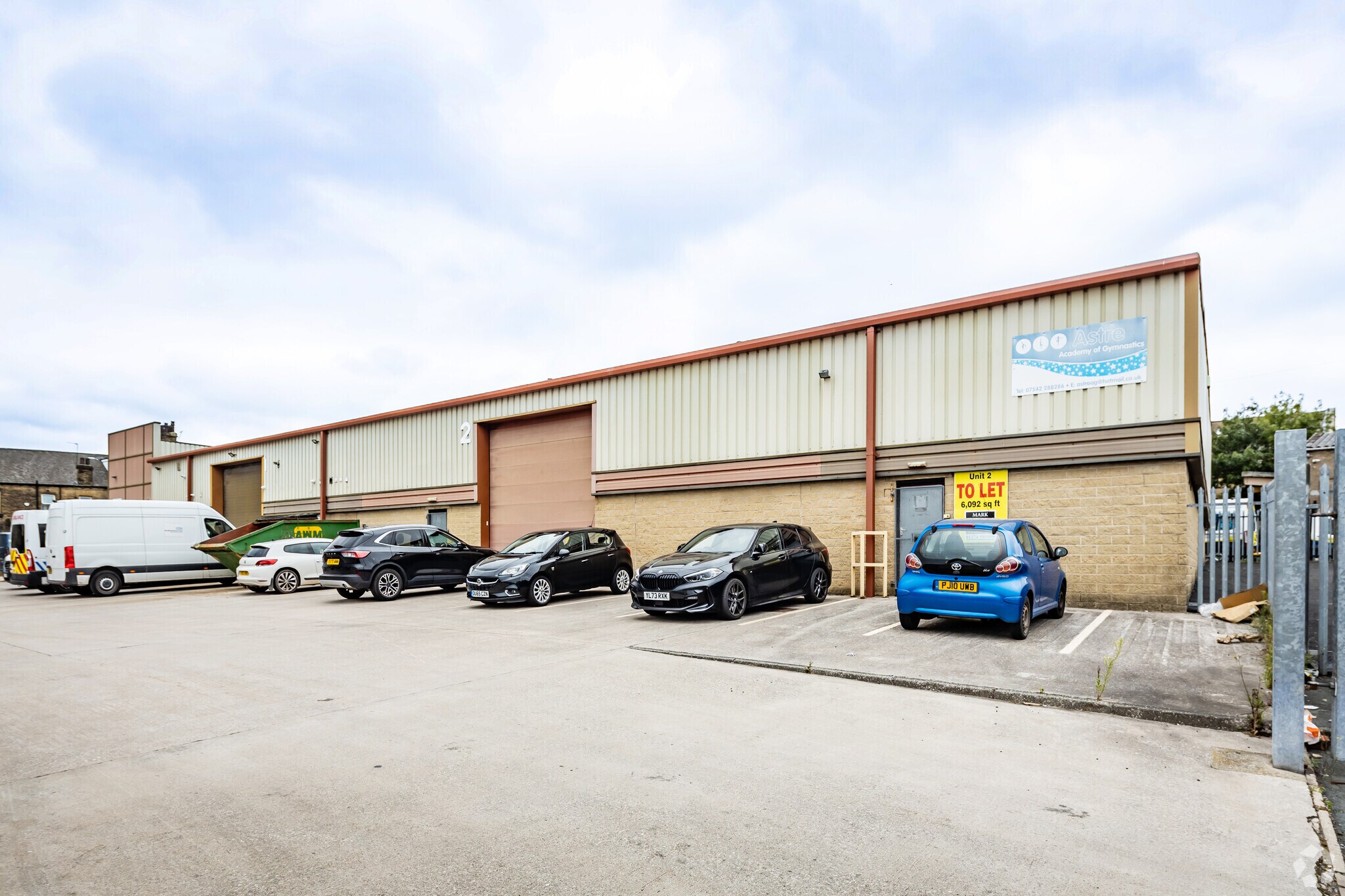 Cemetery Rd, Bradford for sale Primary Photo- Image 1 of 1