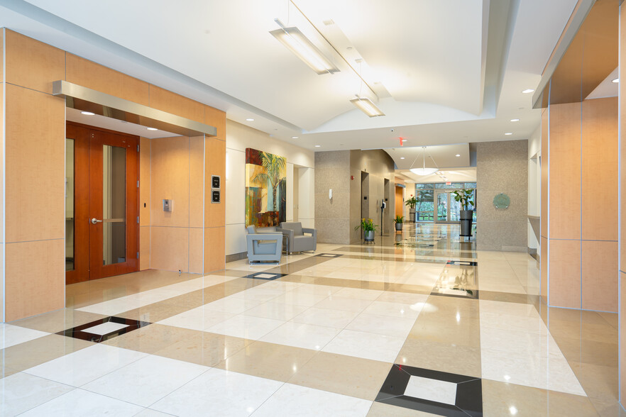 750 Park of Commerce Blvd, Boca Raton, FL for rent - Lobby - Image 2 of 18