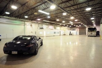 1301-1371 Saw Mill Run Blvd, Pittsburgh, PA to rent Interior Photo- Image 2 of 4