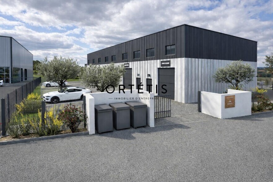 Light Industrial in Drémil-Lafage for sale - Building Photo - Image 1 of 5