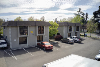 301 Crater Lake Ave, Medford, OR for sale Primary Photo- Image 1 of 1