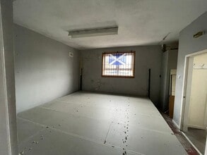 1 Glenwell Av, Stranraer to rent Interior Photo- Image 2 of 2
