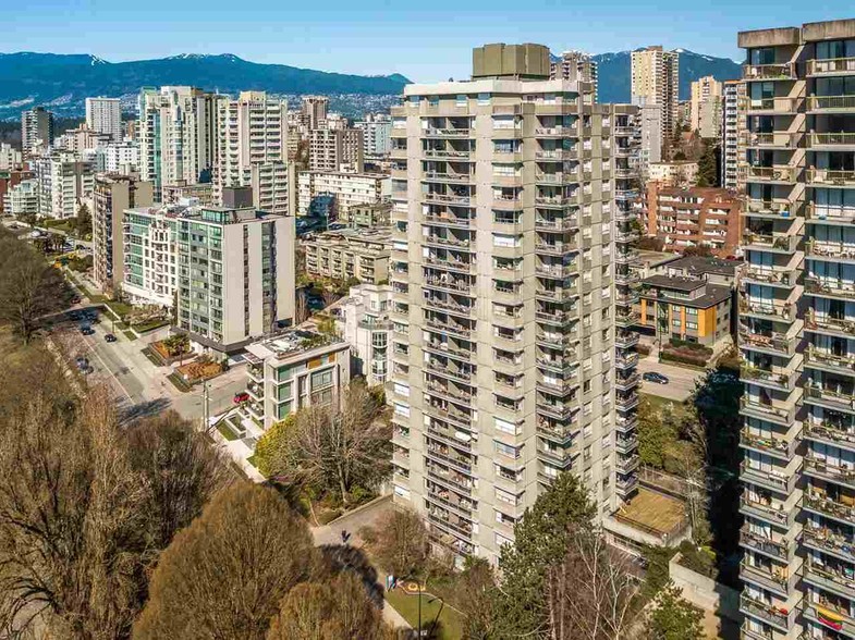 1155 Beach Ave, Vancouver, BC for sale - Building Photo - Image 1 of 1