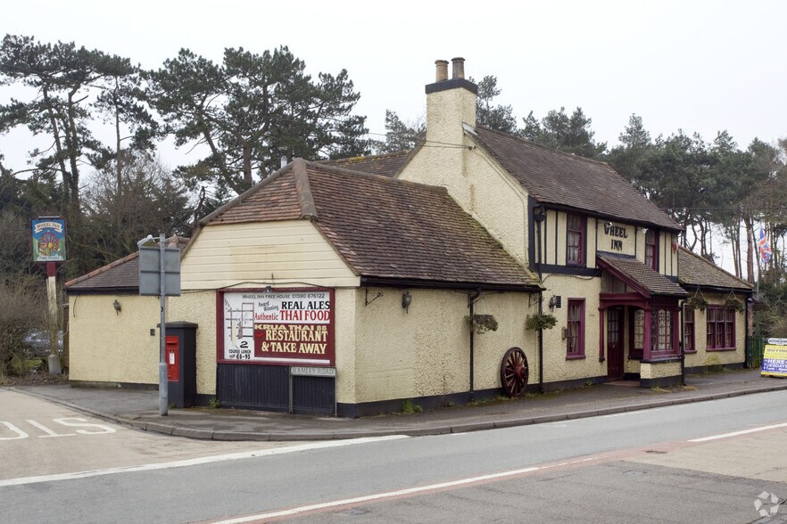 Sway Rd, Lymington for sale - Primary Photo - Image 1 of 1