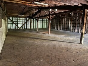 5226 E Hillsborough Ave, Tampa, FL to rent Interior Photo- Image 2 of 2