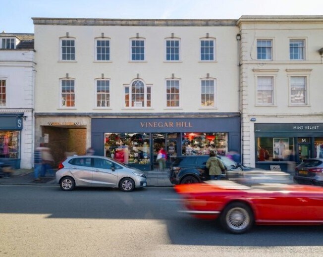 8-9 High St, Marlborough to rent Primary Photo- Image 1 of 2