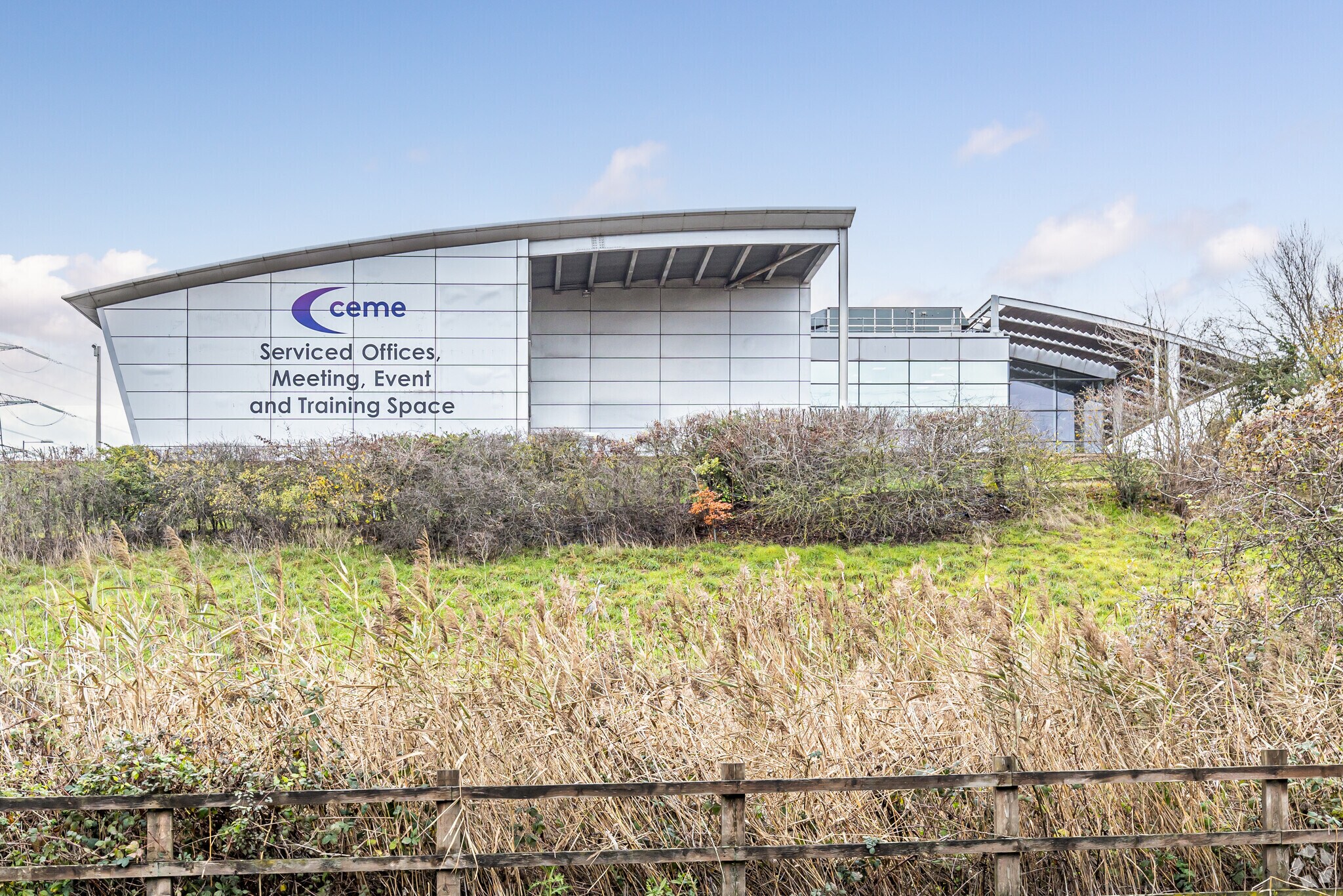 Marsh Way, Rainham to rent Primary Photo- Image 1 of 5