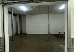 2 Cowgate Rd, Greenford to rent Interior Photo- Image 1 of 1