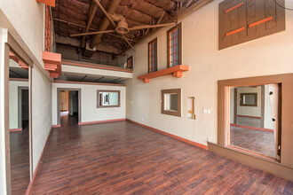 160 Coffee Pot Dr, Sedona, AZ for rent Building Photo- Image 2 of 2