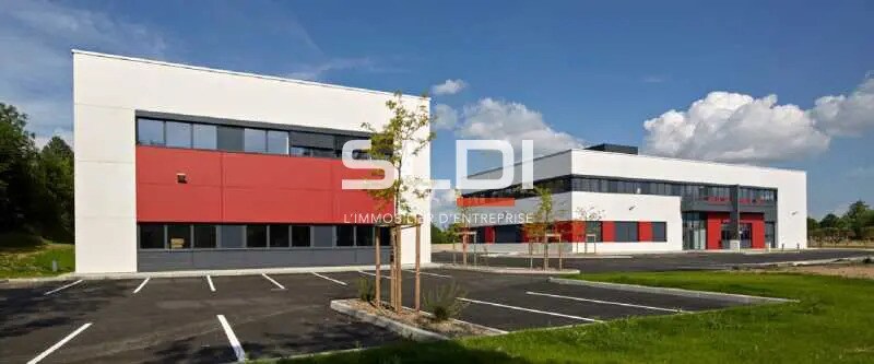 Light Industrial in Dardilly to rent Building Photo- Image 1 of 17