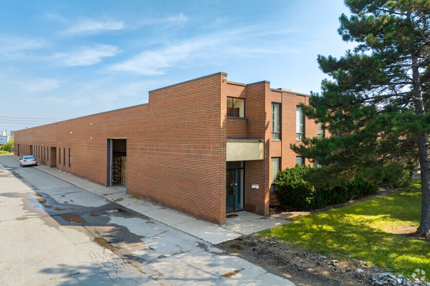 7389 Kimbel St, Mississauga, ON for rent - Primary Photo - Image 1 of 4