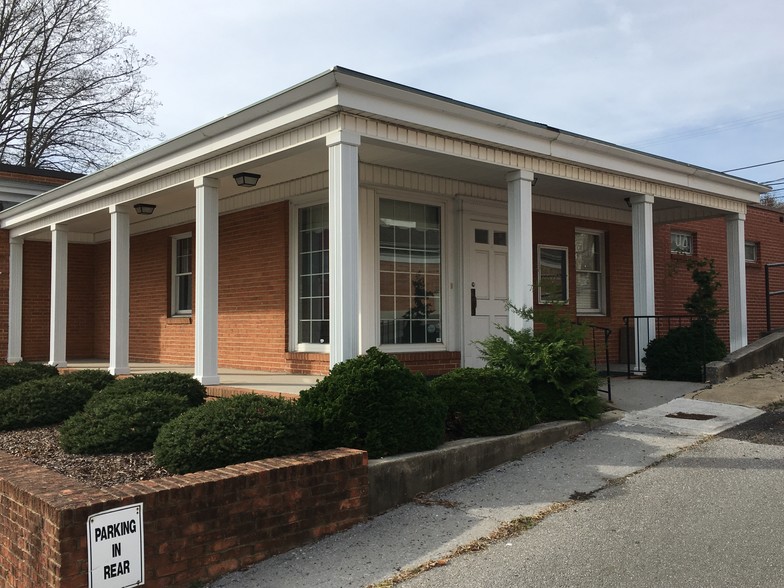 227 W Main St, Abingdon, VA for sale - Building Photo - Image 2 of 34