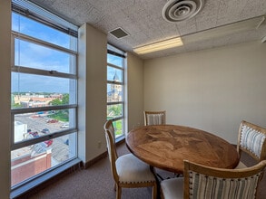 101 S Locust St, Denton, TX to rent Interior Photo- Image 2 of 4