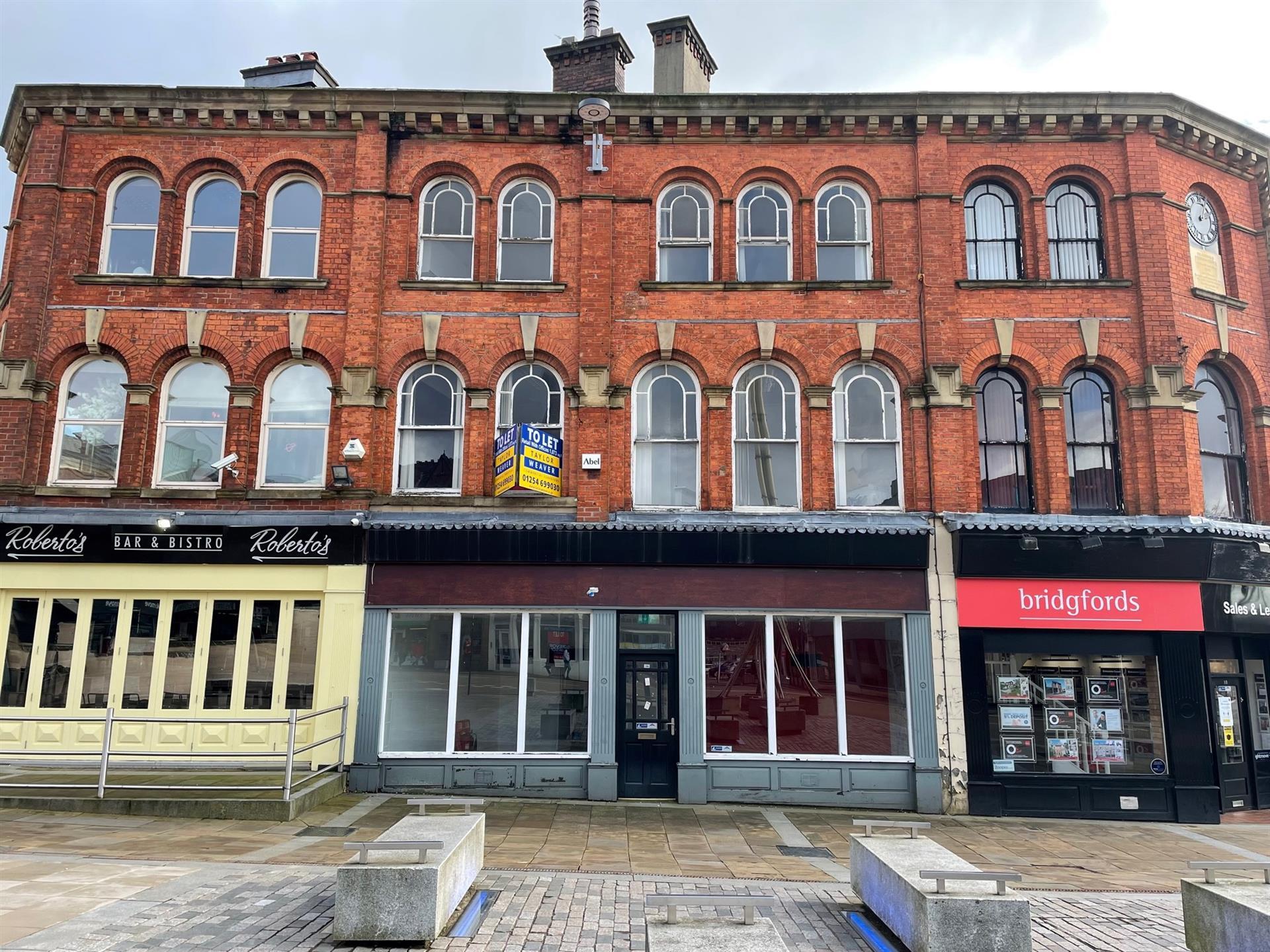 9 Sudell Cross, Blackburn for sale Primary Photo- Image 1 of 1