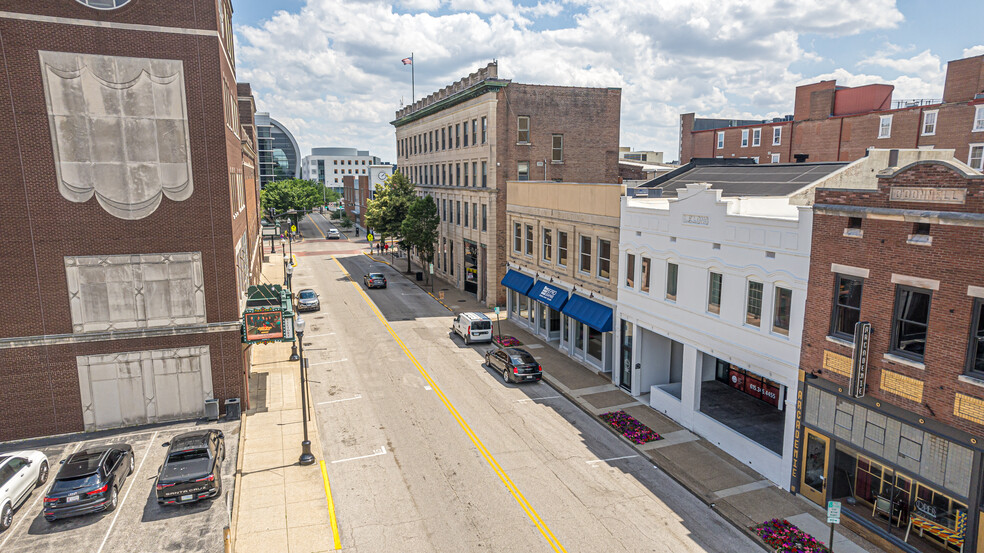 18-20 NW 6th St, Evansville, IN for rent - Building Photo - Image 2 of 11