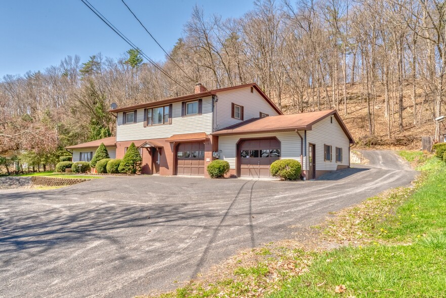 1535 Route 32, Saugerties, NY for sale - Primary Photo - Image 1 of 1