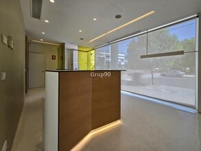 Office / Retail in Lleida, Lérida to rent Interior Photo- Image 2 of 18