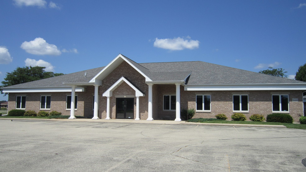 W6184 Aerotech Dr, Appleton, WI for sale - Building Photo - Image 1 of 1