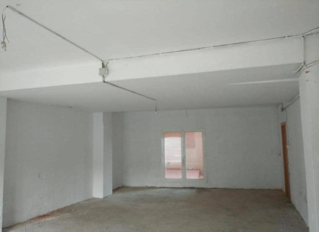 Lleida, LER 25005 - Unit 02 -  - Interior Photo - Image 2 of 5