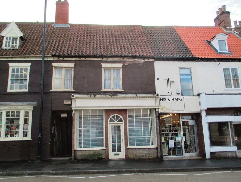 17 Market Pl, Barton Upon Humber for sale - Primary Photo - Image 1 of 1
