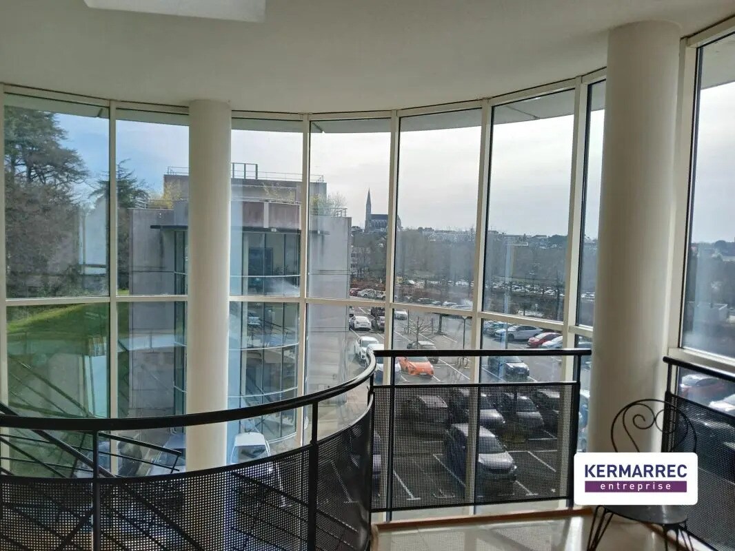 Office in Carquefou to rent Building Photo- Image 1 of 5
