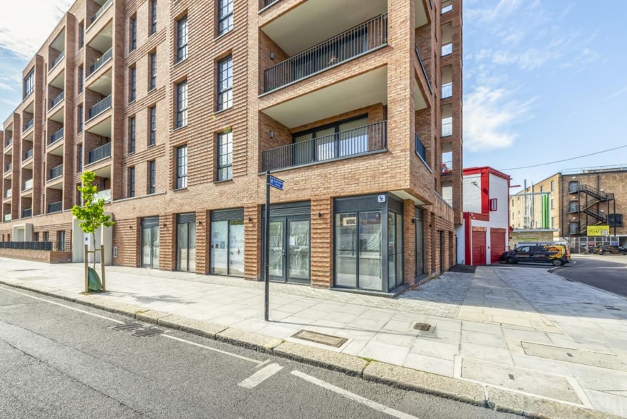 Highgate Rd, London for sale - Building Photo - Image 3 of 7
