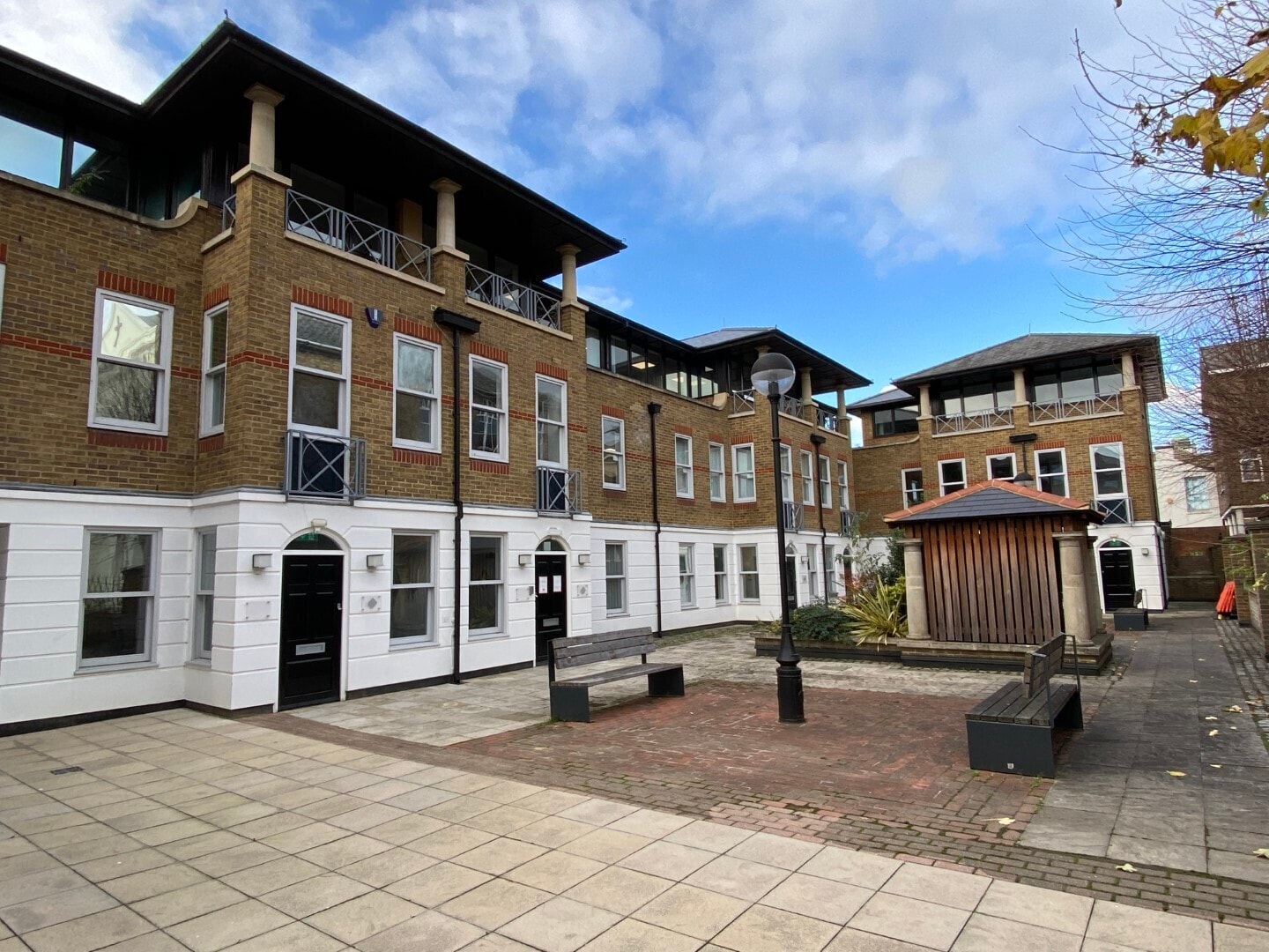 29 Union St, Maidstone to rent Building Photo- Image 1 of 8