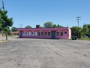 2251 W Davison, Detroit, MI for sale Building Photo- Image 1 of 1