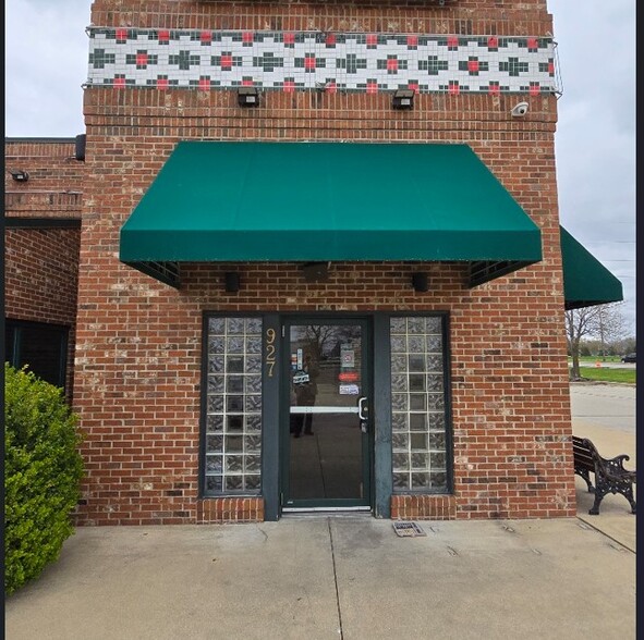 927 S Route 51, Forsyth, IL for rent - Building Photo - Image 2 of 2