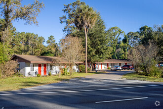 9556 Apalachee Pky, Tallahassee, FL for sale Primary Photo- Image 1 of 1