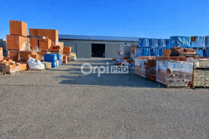 Retail in Vedène for sale - Building Photo - Image 1 of 2