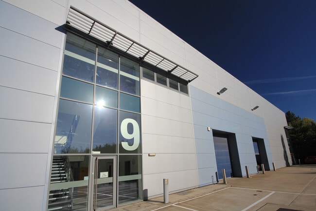 More details for Chippenham Dr, Milton Keynes - Industrial to Rent