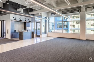 350 10th Ave, San Diego, CA to rent Interior Photo- Image 2 of 17