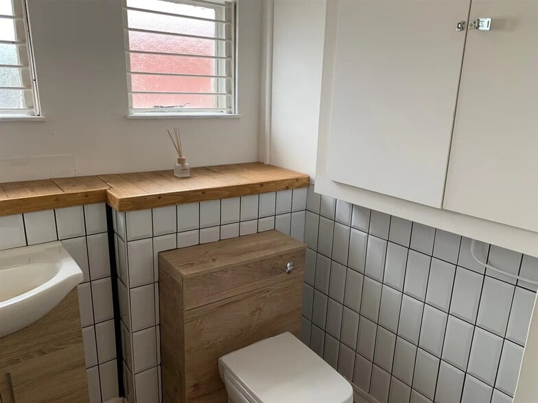 14 Bridge Pl, Worksop to rent - Interior Photo - Image 3 of 6