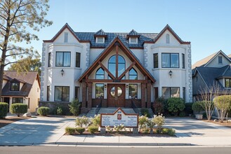 606 S 9th St, Las Vegas, NV to rent Building Photo- Image 1 of 19