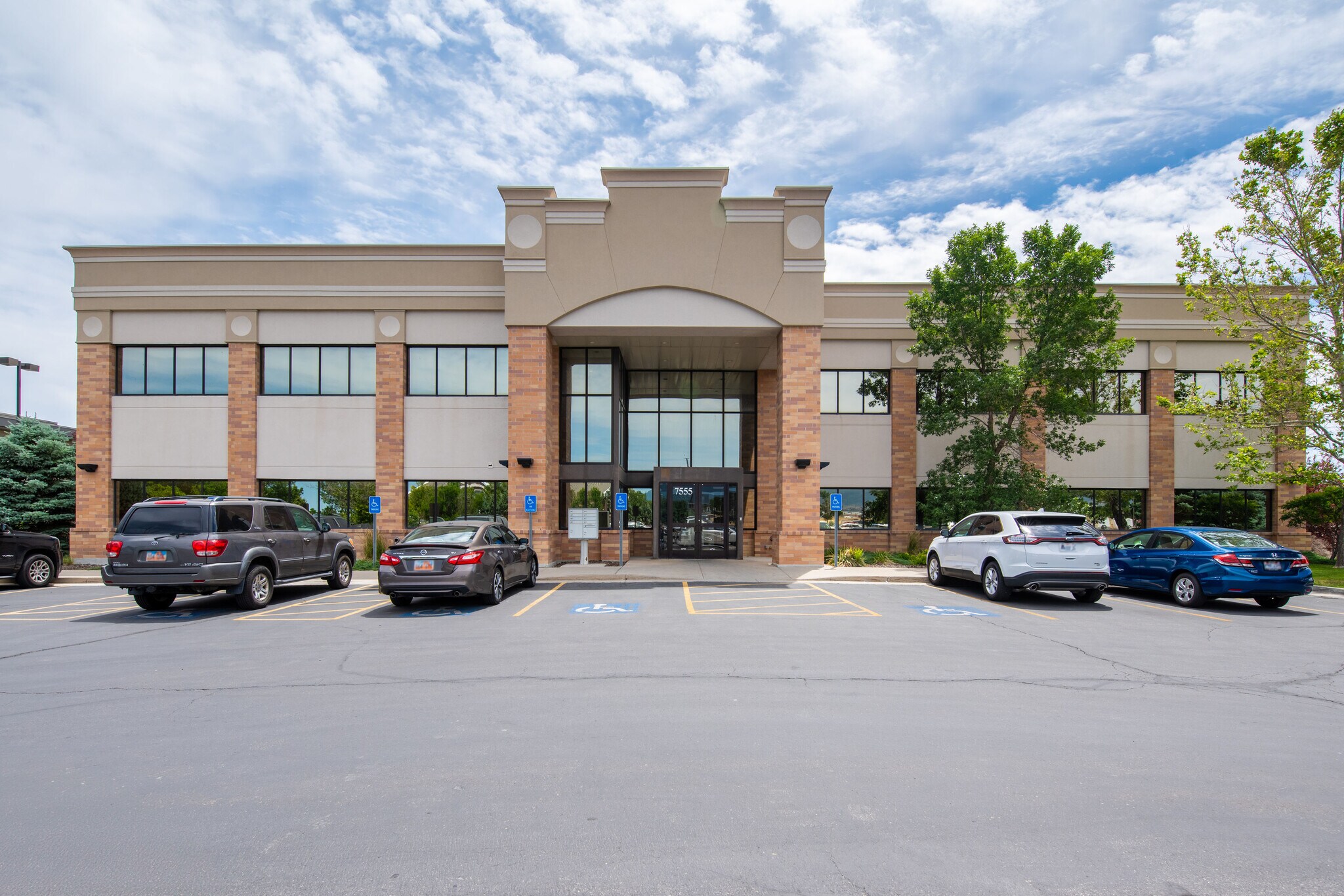 7555 S Center View Ct, West Jordan, UT to rent Building Photo- Image 1 of 9