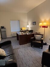 606 York St, Gettysburg, PA to rent Interior Photo- Image 1 of 1