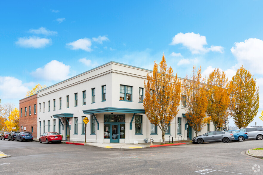 711 Court a, Tacoma, WA for rent - Building Photo - Image 1 of 12