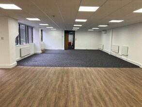 Buckingham St, Aylesbury to rent Interior Photo- Image 2 of 9