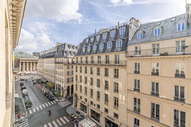 Location Bureaux 161 m²