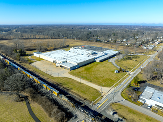 More details for 7920 Mapleway Dr, Olmsted Falls, OH - Industrial for Sale