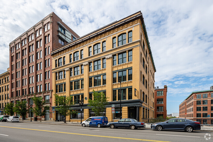 311 Summer St, Boston, MA for rent - Building Photo - Image 1 of 7